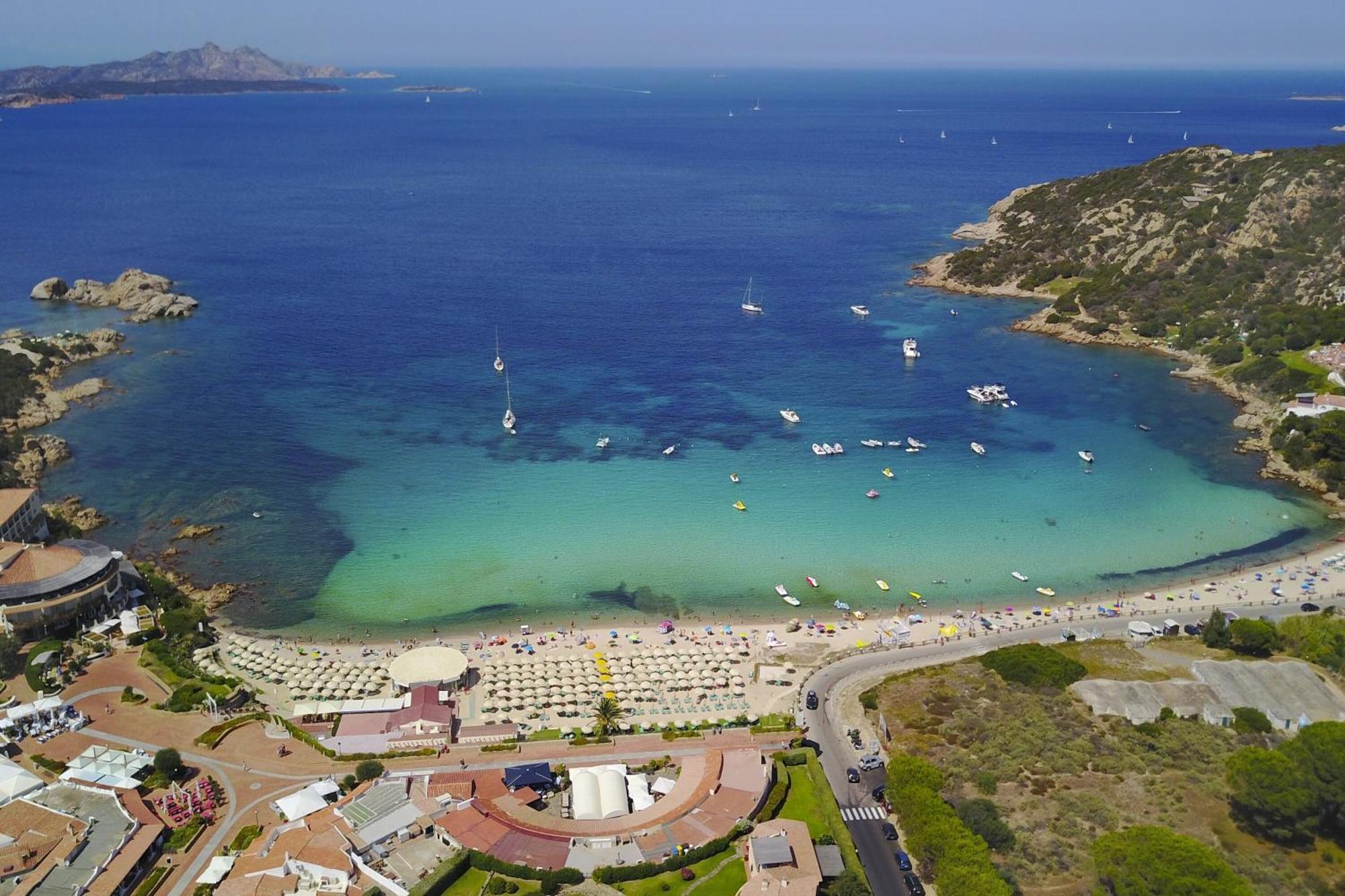La Dimora Di Amaranta Lägenhet Baja Sardinia Exteriör bild